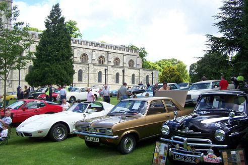 dunstable classic cars, things to do near Leighton Buzzard